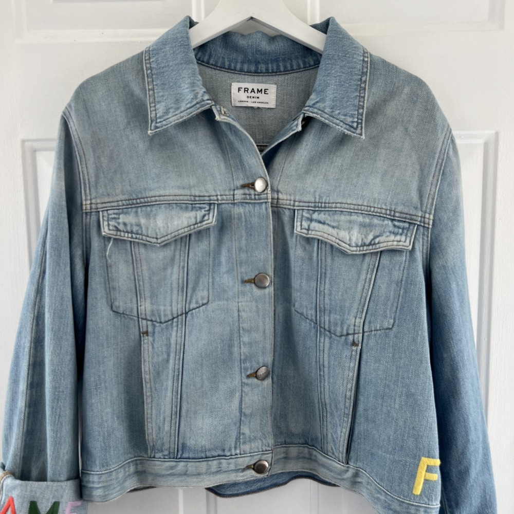 Frame Embroidered Cuffed Jean Jacket Denim Rydell Ave Logo Light Womens Sz Large - Picture 4 of 16